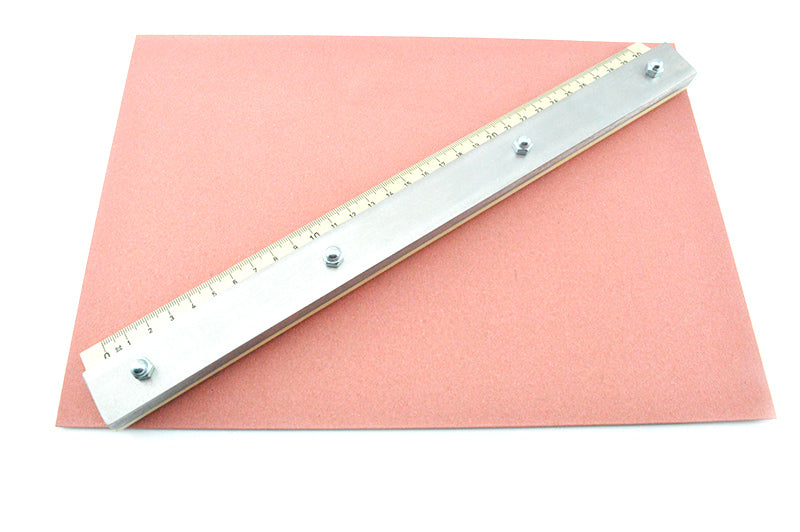 Einhanderlineal-fur-Rechtshander-ohne-Griff