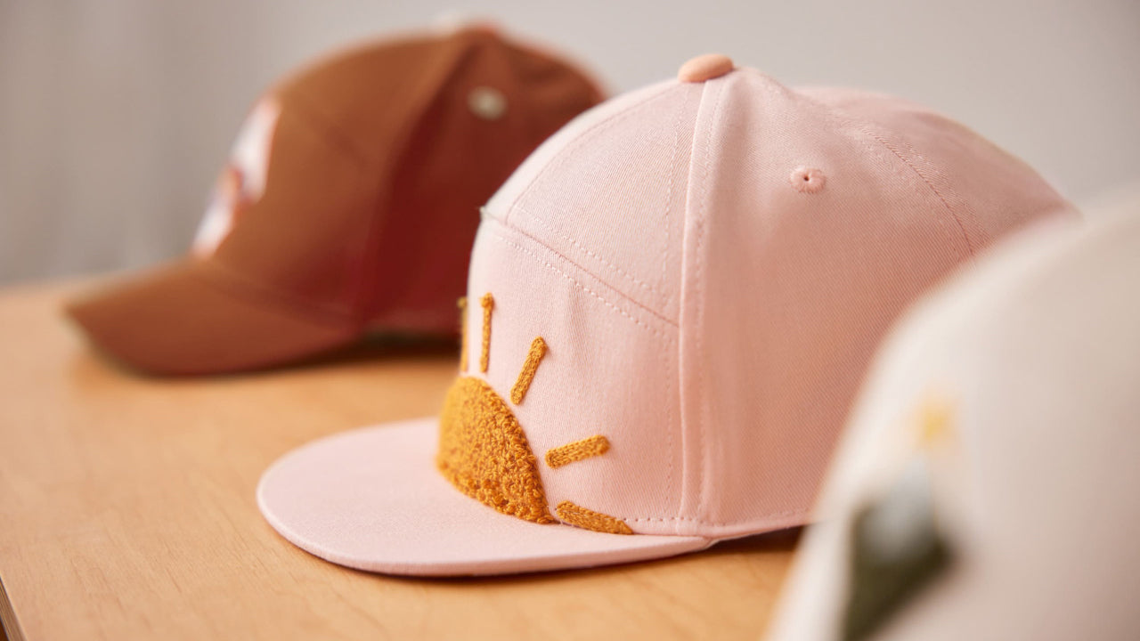 Laessig-Kinder-Cap-Little-Gang-Sunny-Rosa-1533001185-52-banner-lafueliki