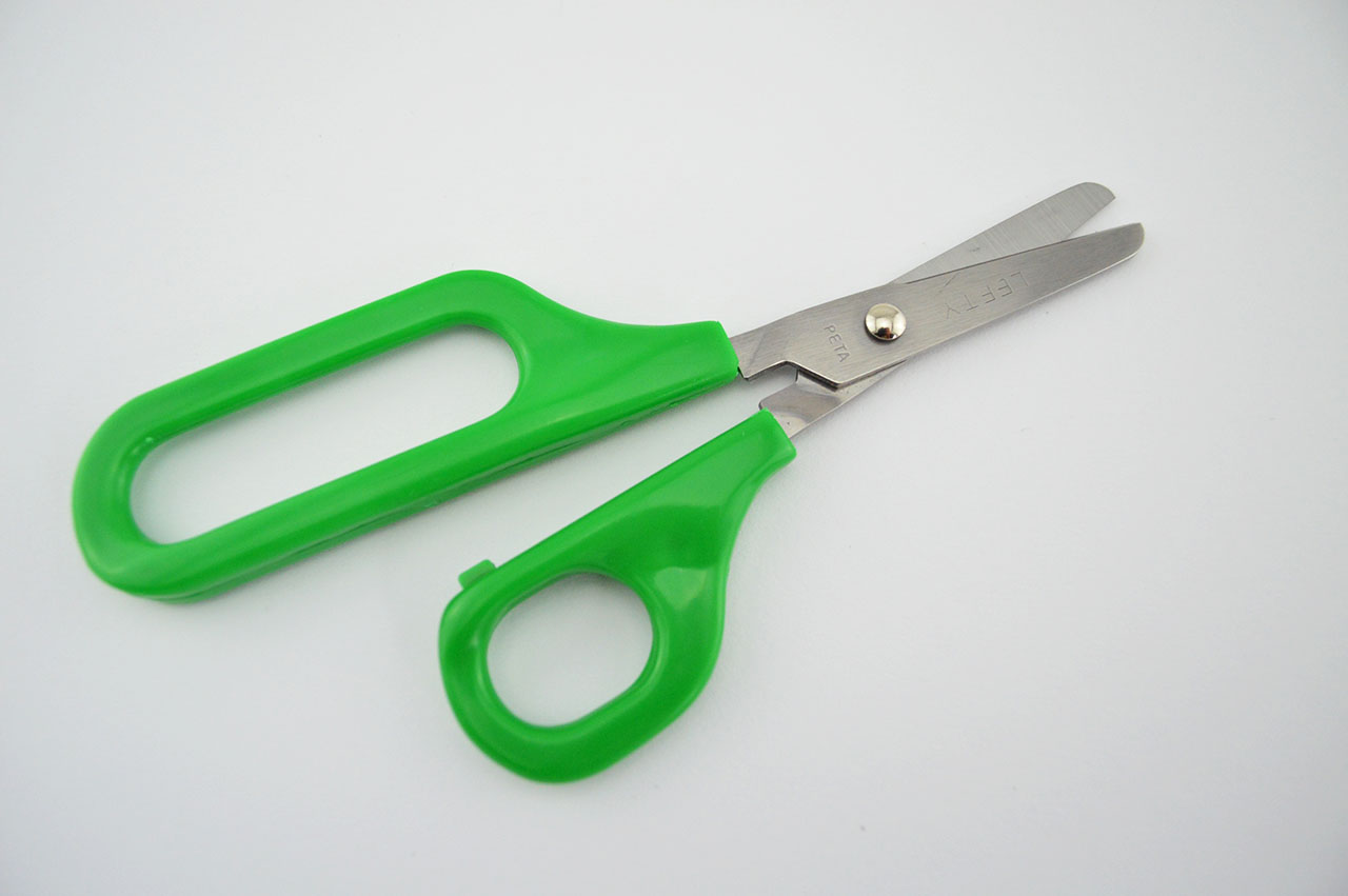 Linkshaender-Kleinkind-Lieblingsschere